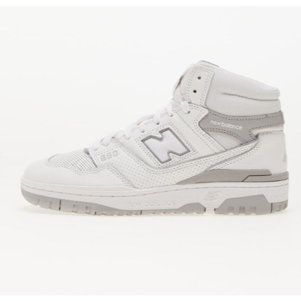 New Balance Unisex White Lace Up Outdoor 650 Sneakers Size 12M 13.5M
